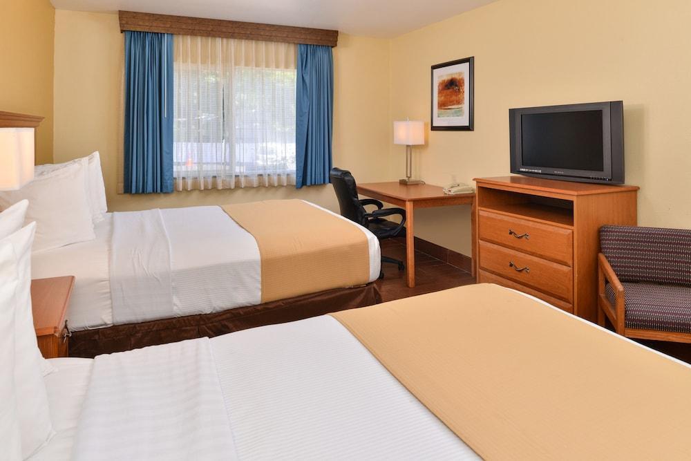 Best Western Kiva Inn Fort Collins Extérieur photo