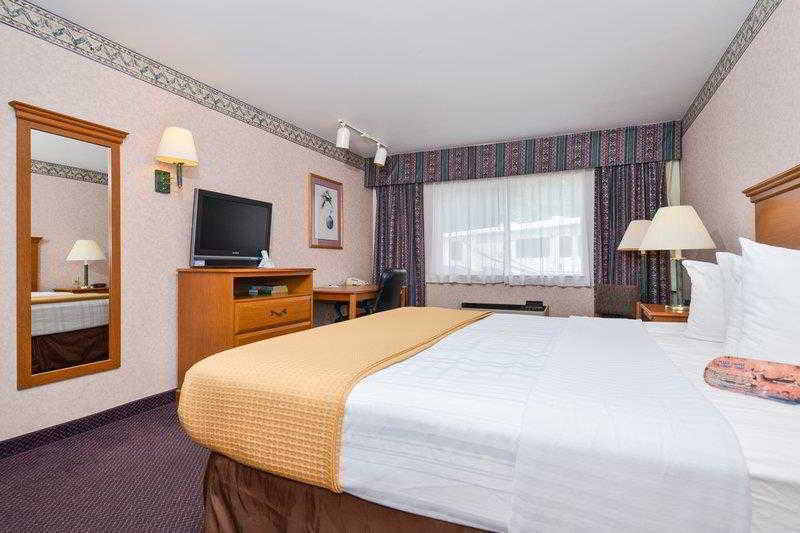 Best Western Kiva Inn Fort Collins Extérieur photo
