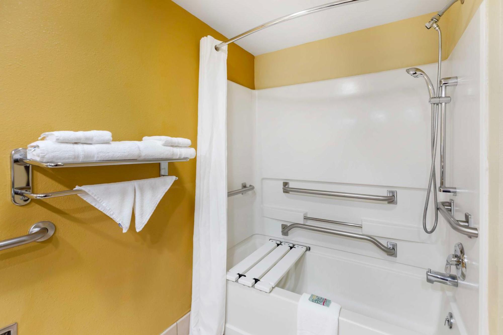 Best Western Kiva Inn Fort Collins Extérieur photo
