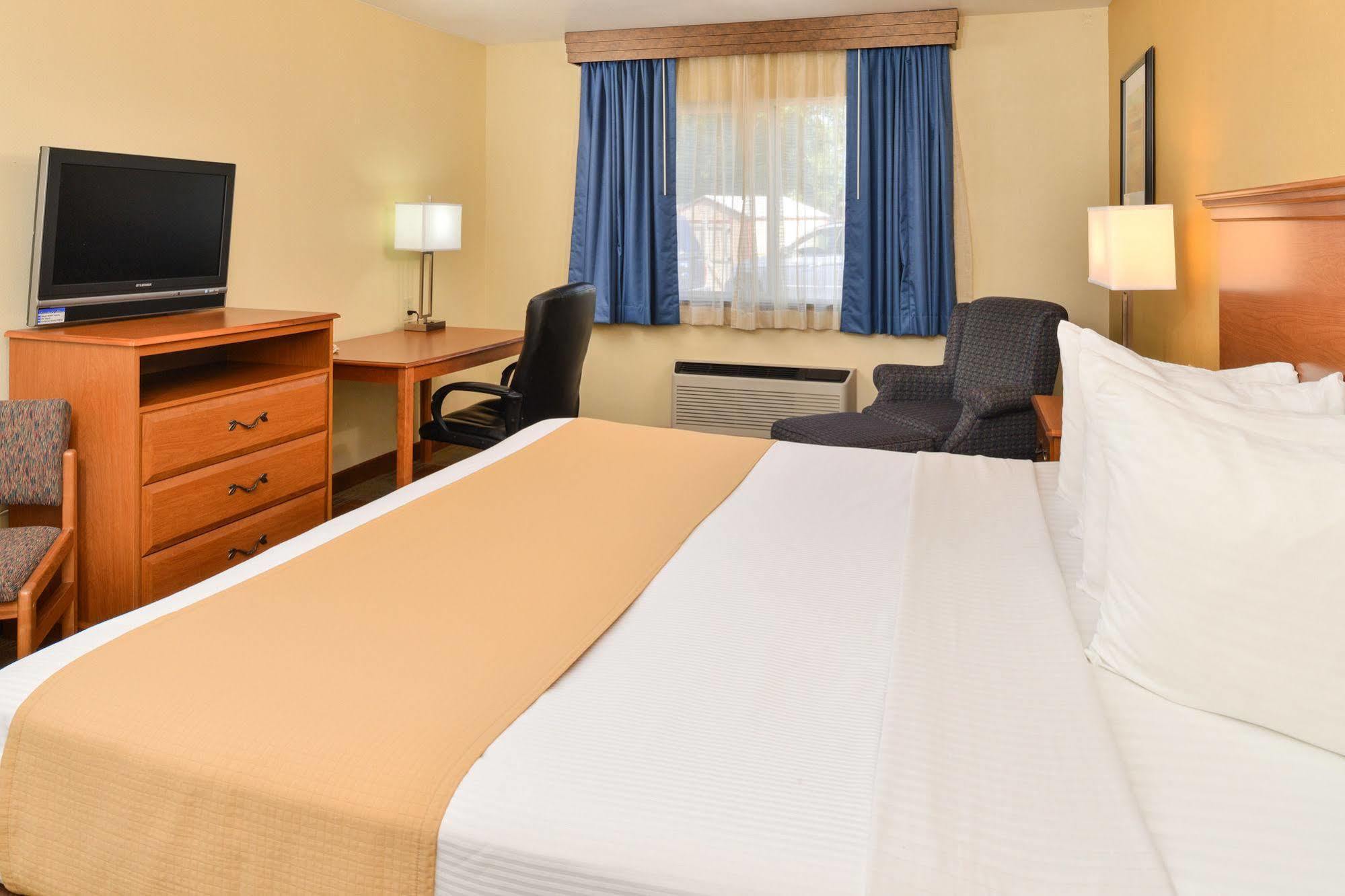 Best Western Kiva Inn Fort Collins Extérieur photo